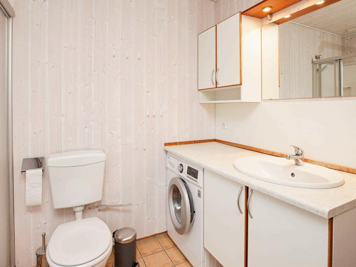 8 Person Holiday Home In Gelting Luaran gambar