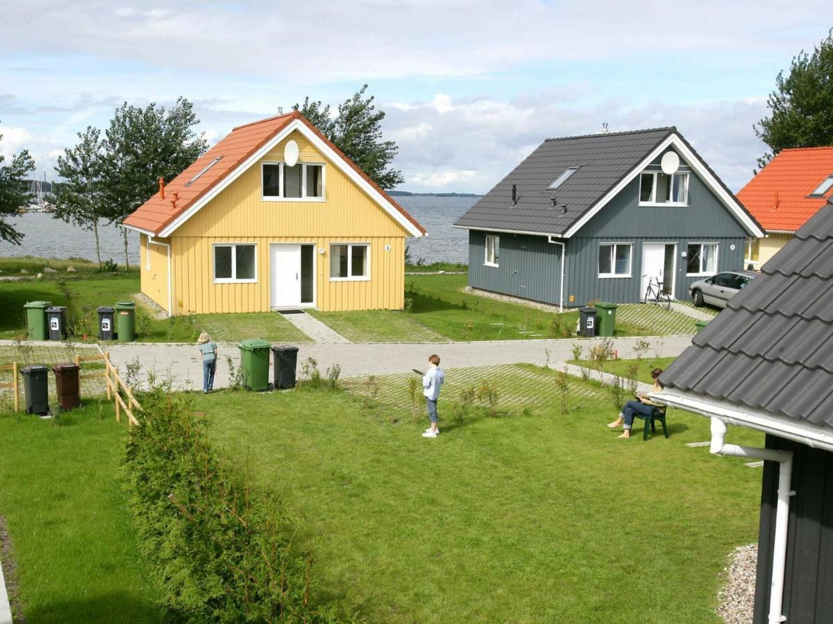 8 Person Holiday Home In Gelting Luaran gambar
